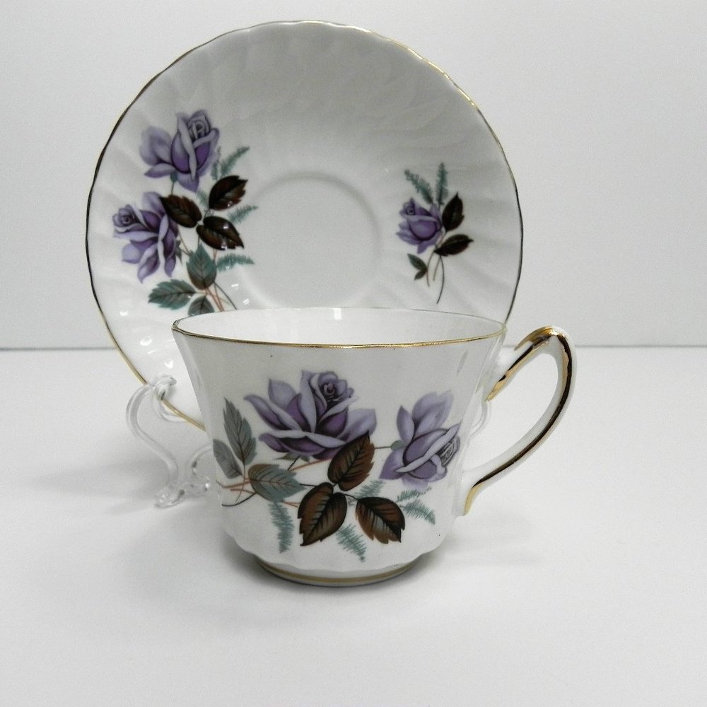 Collectable Vintage Royal Kendall Teacup & Saucer Lavender Rose Buds Design